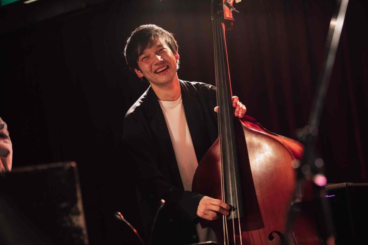 三嶋大輝 / Daiki Mishima（Bass）